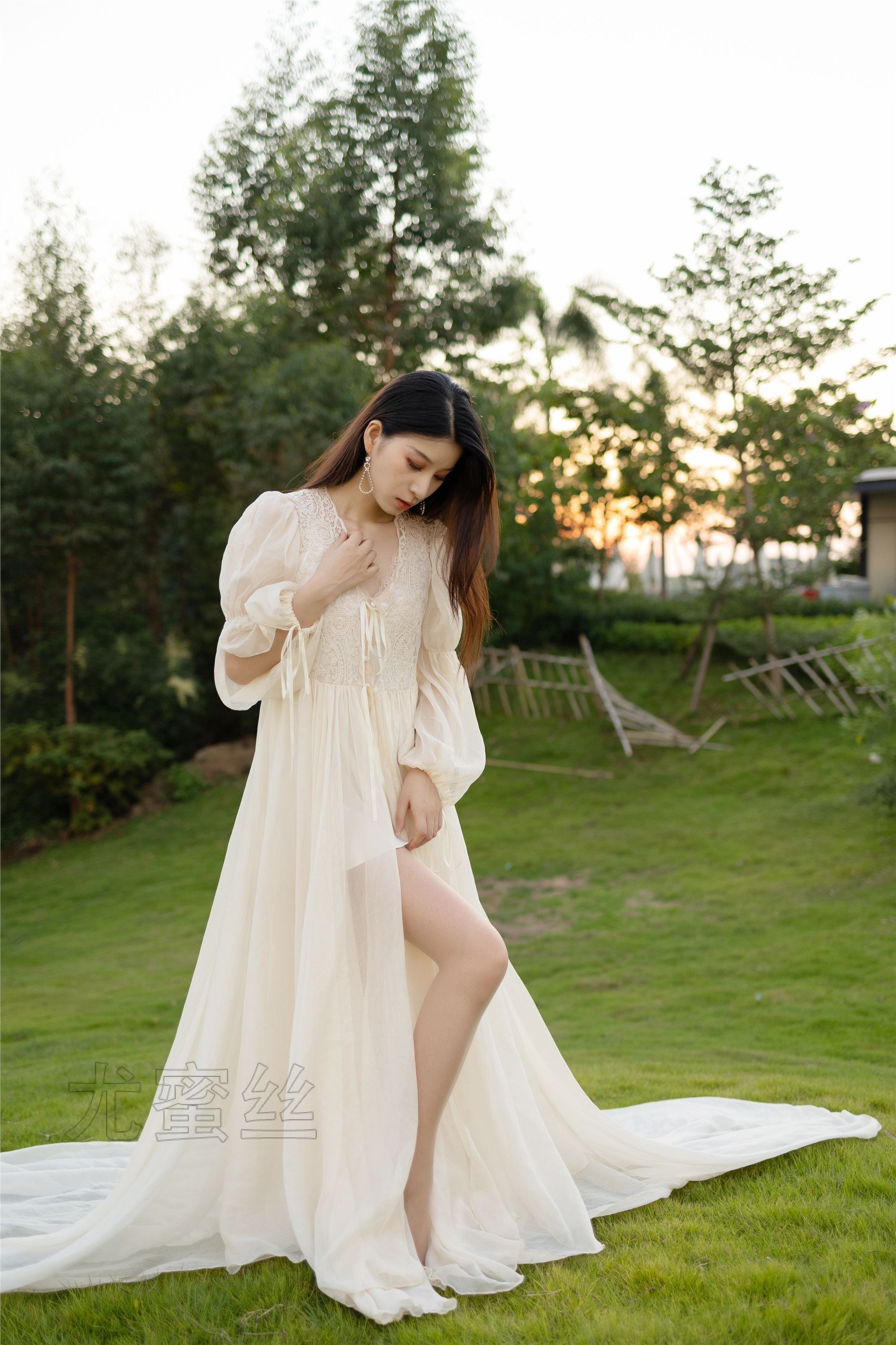 尤蜜丝 穿搭写真 No.119